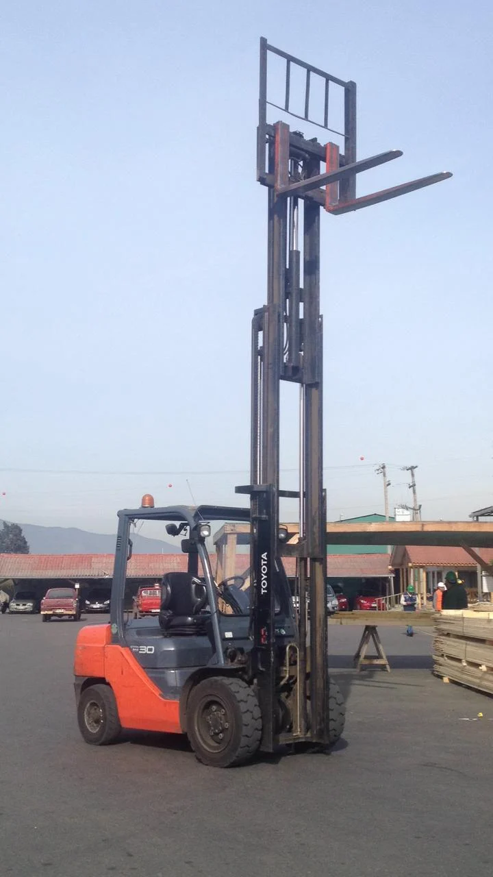 GRUA HORQUILLA TOYOTA DIESEL 3000 Kg